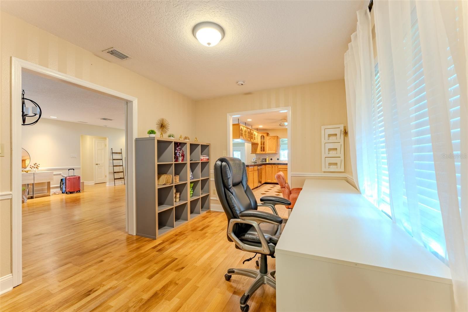 ALANDALE SUB - Residential Lease