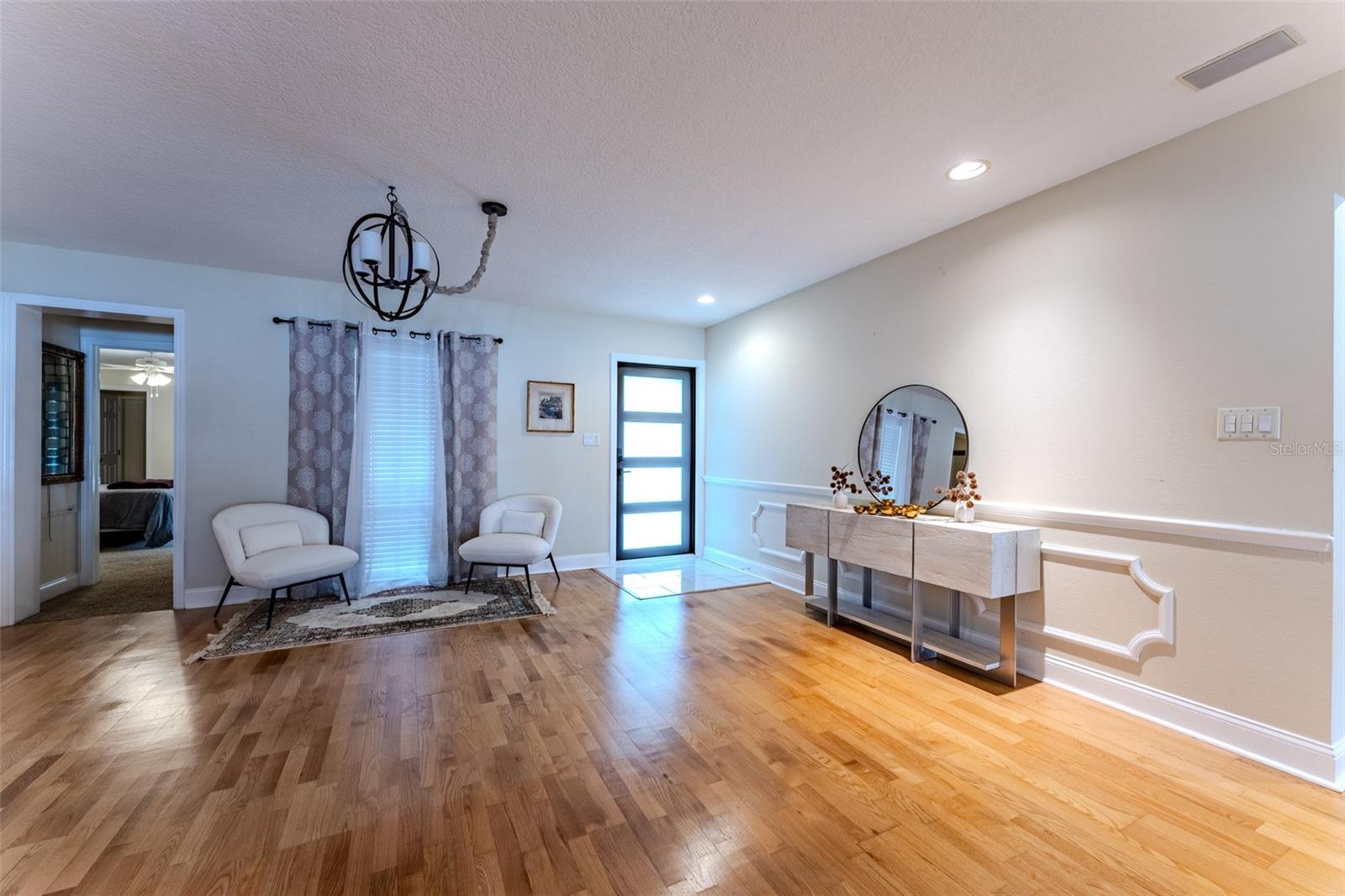ALANDALE SUB - Residential Lease