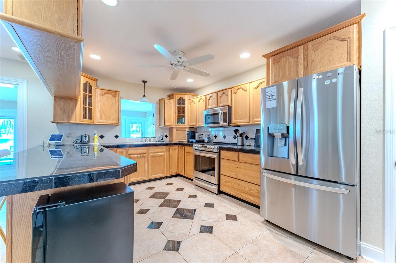 ALANDALE SUB - Residential Lease