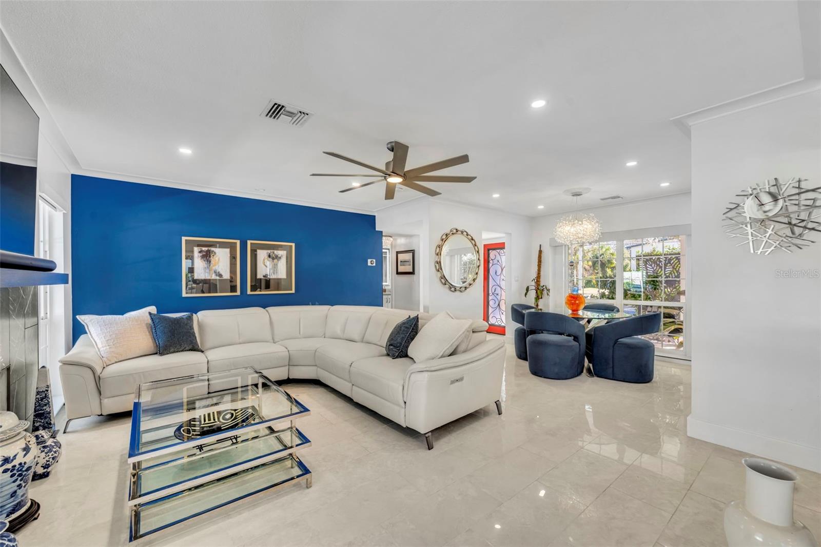 5233 LAKE HOWELL ROAD