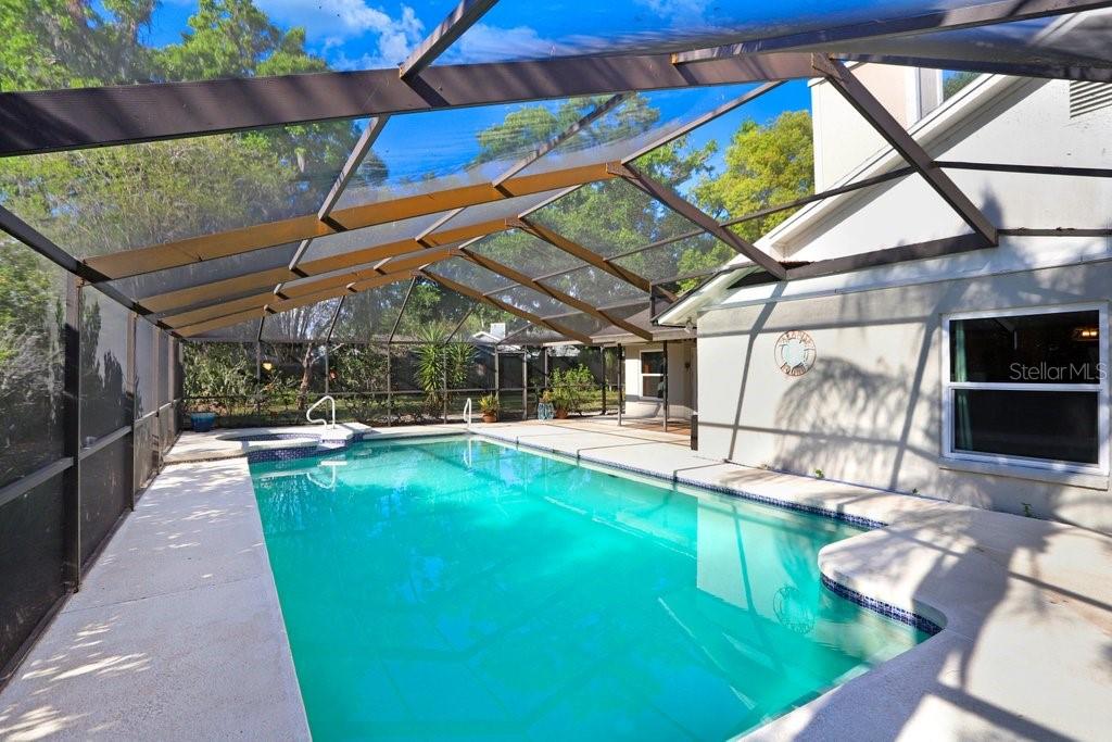 2558 ARBORWOOD DRIVE
