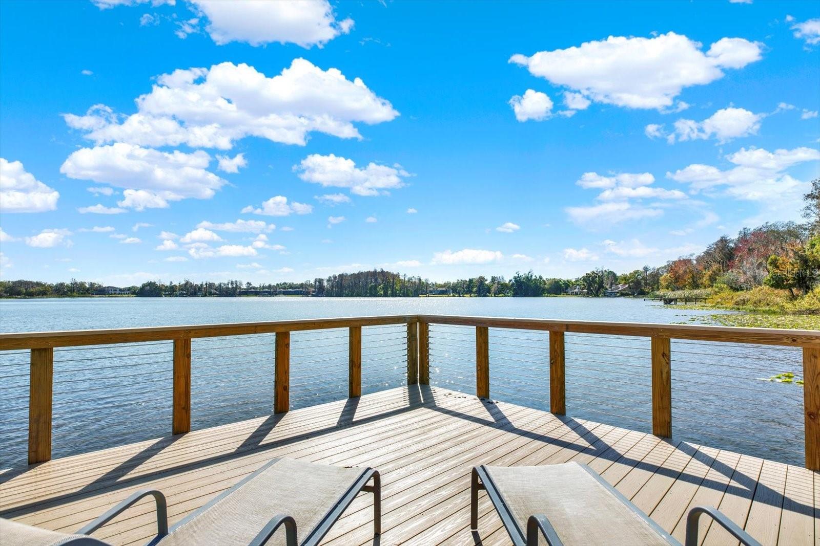 LAKESIDE TWNHMS - Residential