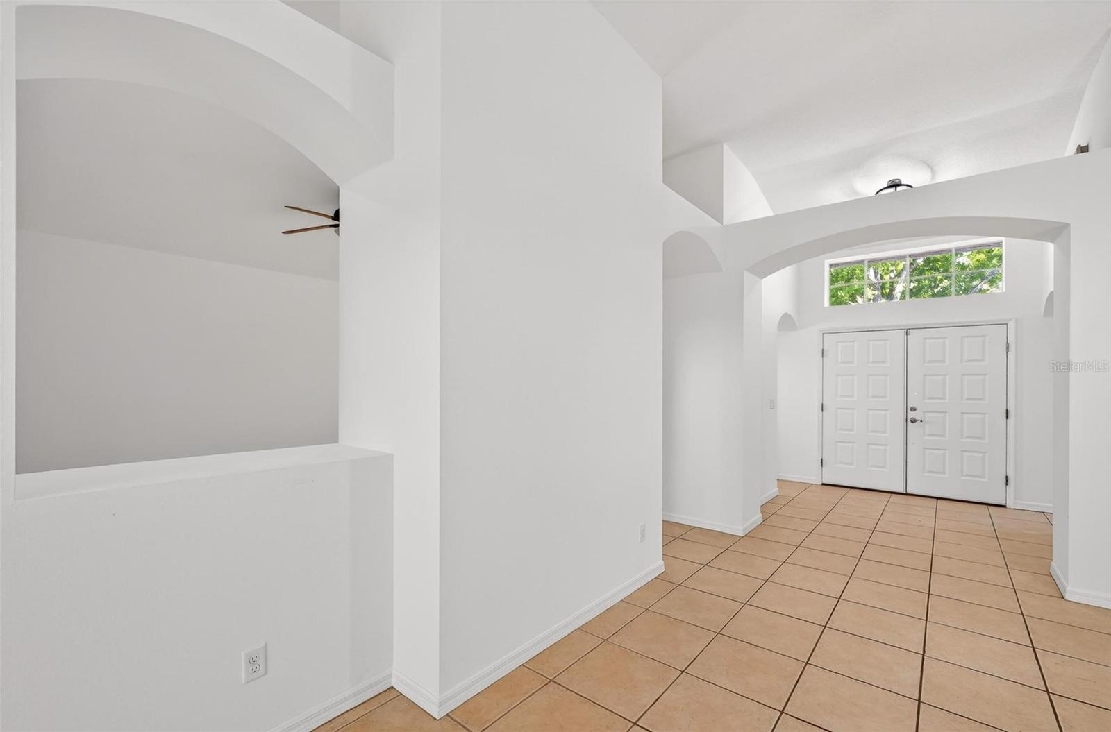 MOUNT DORA COUNTRY CLUB MOUNT DORA PH 02-2 - Residential Lease