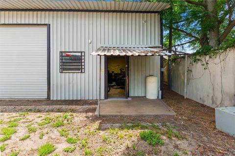 Tiny photo for 15601 Old Us Highway 441, Tavares, FL 32778 (MLS # G5113830)
