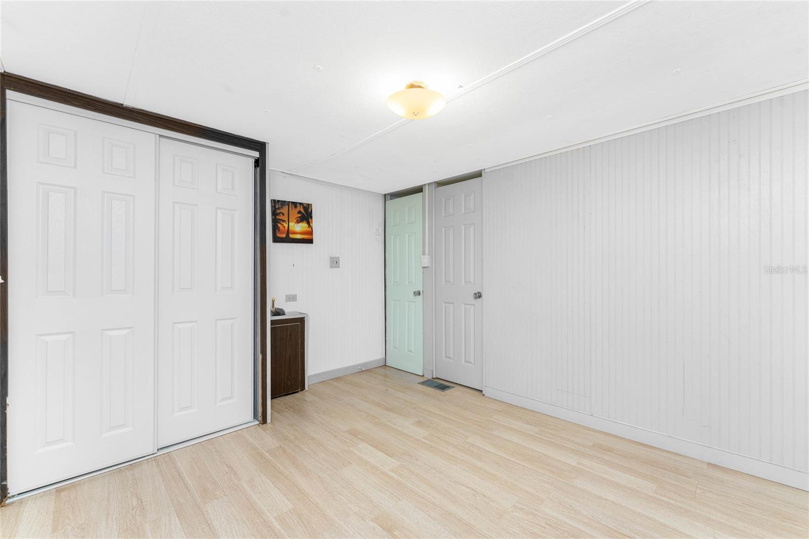 MOBILE GARDENS - Residential