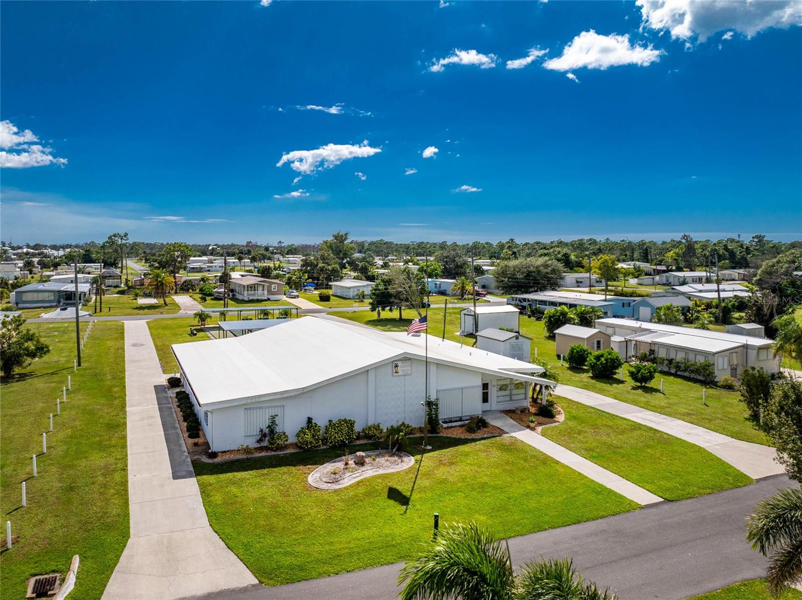 MOBILE GARDENS - Residential