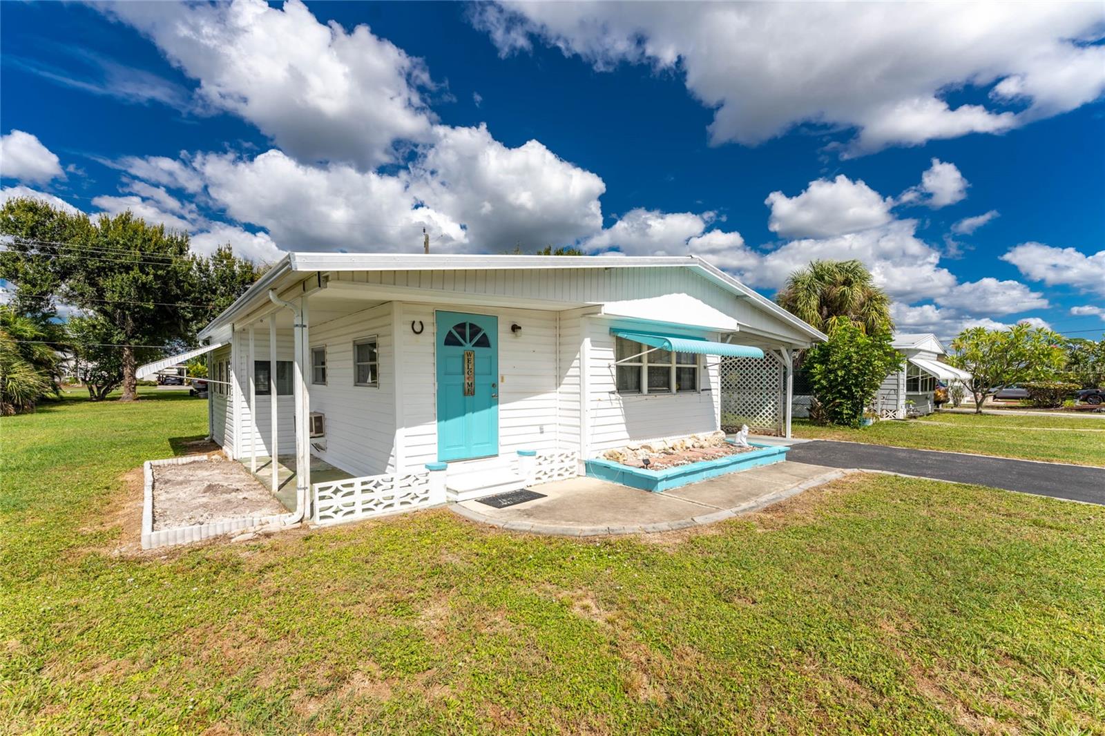 MOBILE GARDENS - Residential