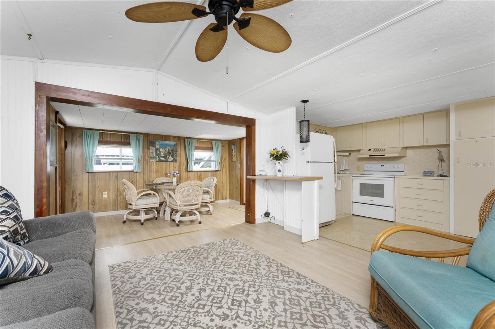 MOBILE GARDENS - Residential