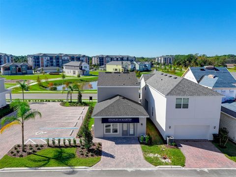 A home in DEBARY