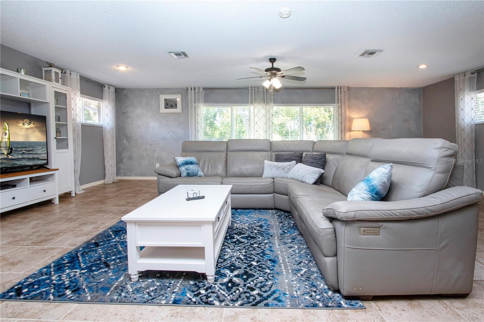 SUN CITY CENTER UNIT 35 - Residential