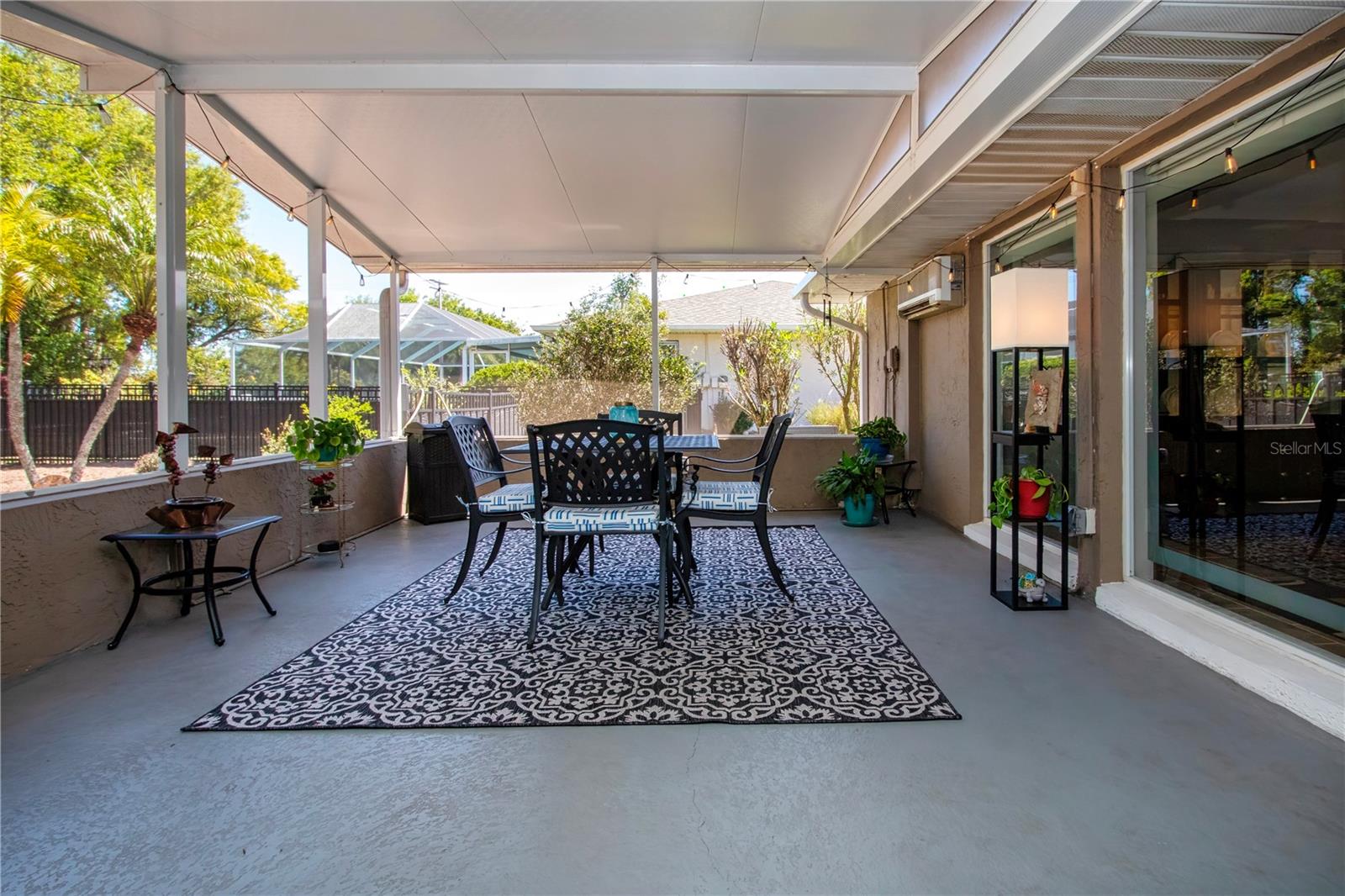 SUN CITY CENTER UNIT 35 - Residential