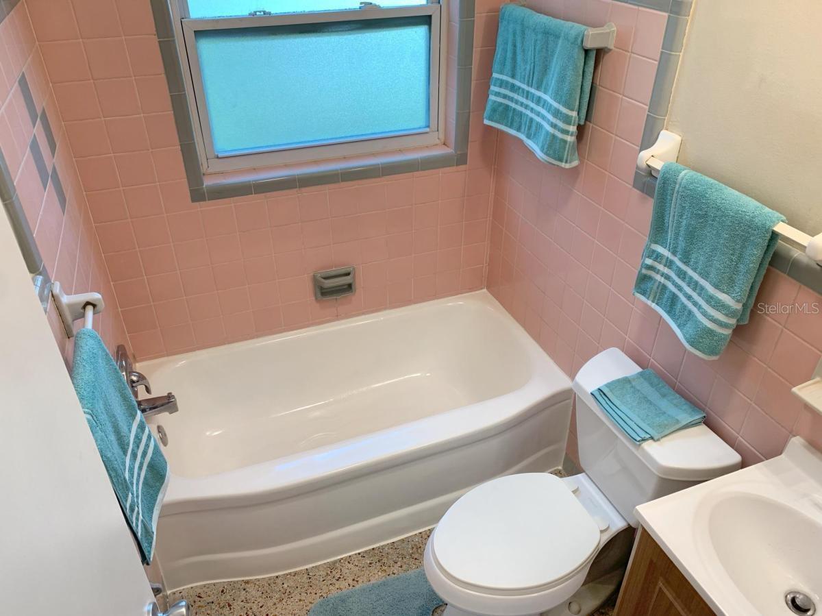 OAK GROVE SUB - Residential Lease