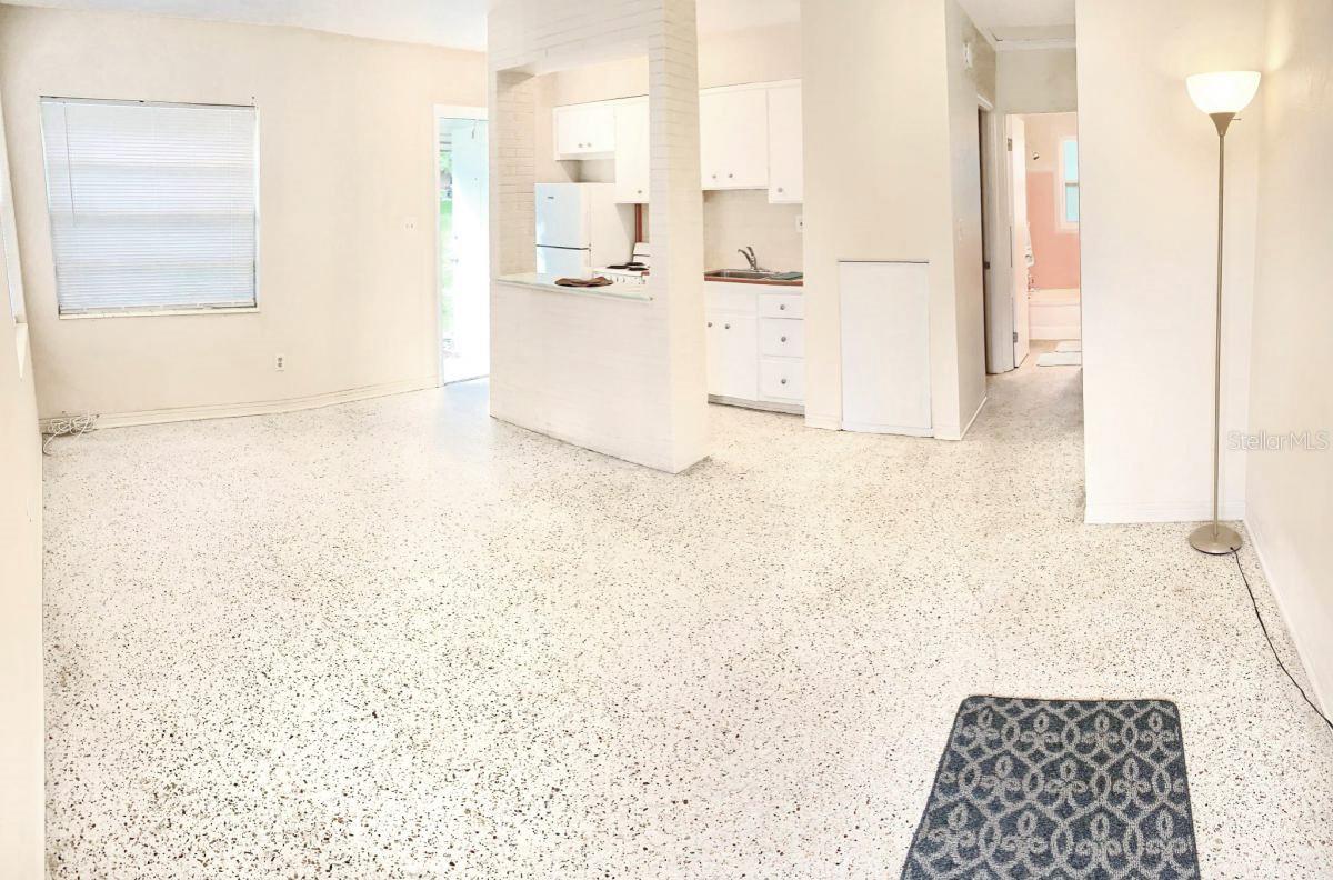 OAK GROVE SUB - Residential Lease