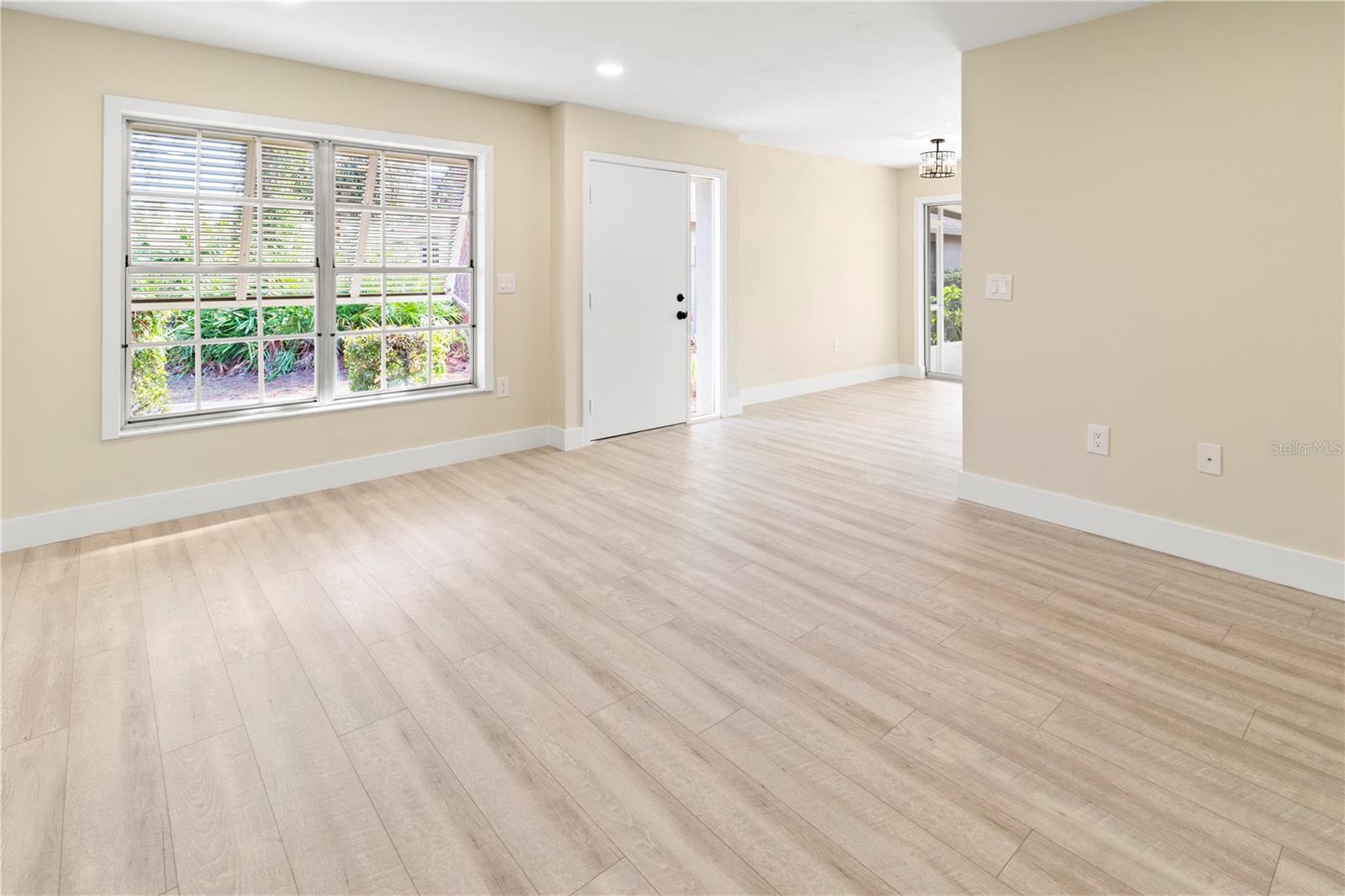 JEFFERSON PINES - Residential