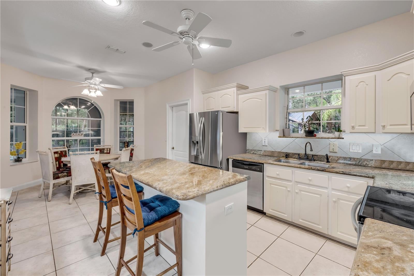 227 N SAMSULA DRIVE
