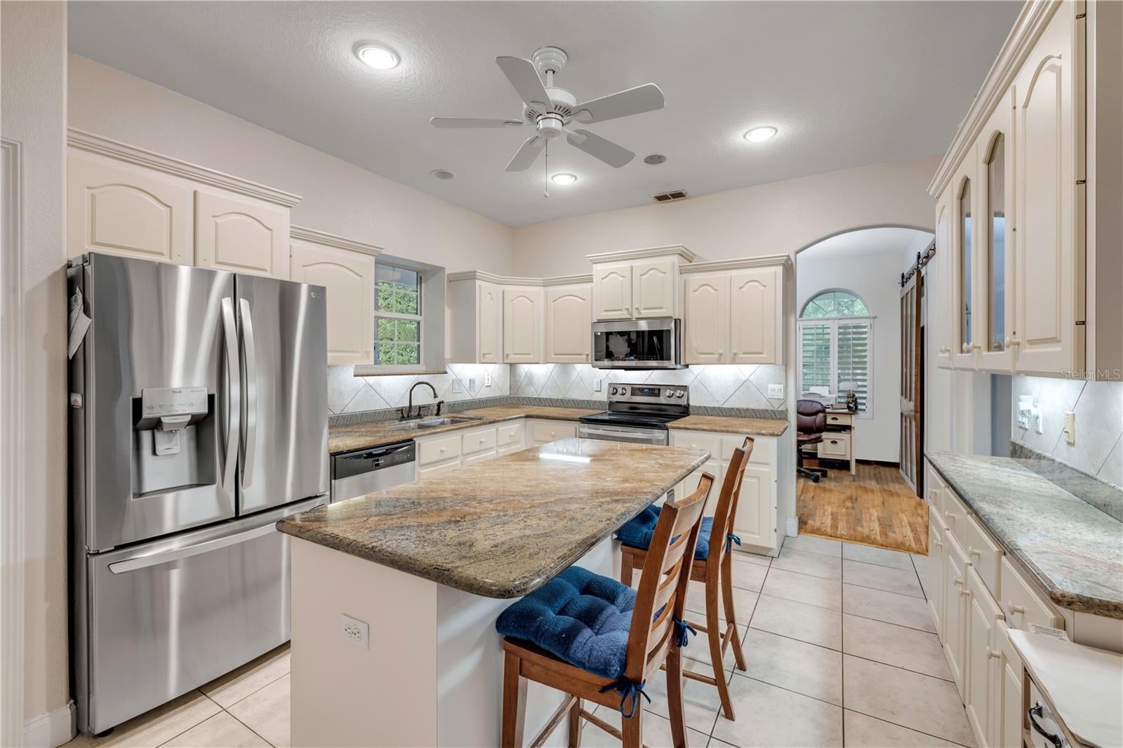 227 N SAMSULA DRIVE