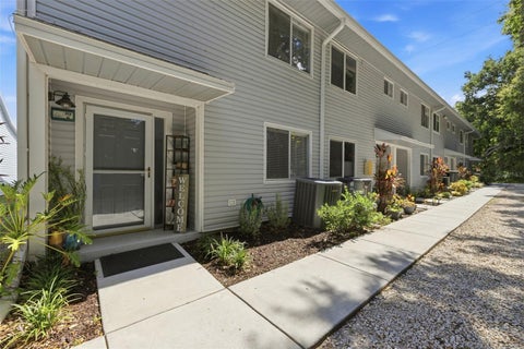 Photo of 500 New York Avenue #7, Dunedin, FL 34698 (MLS # TB8522399)