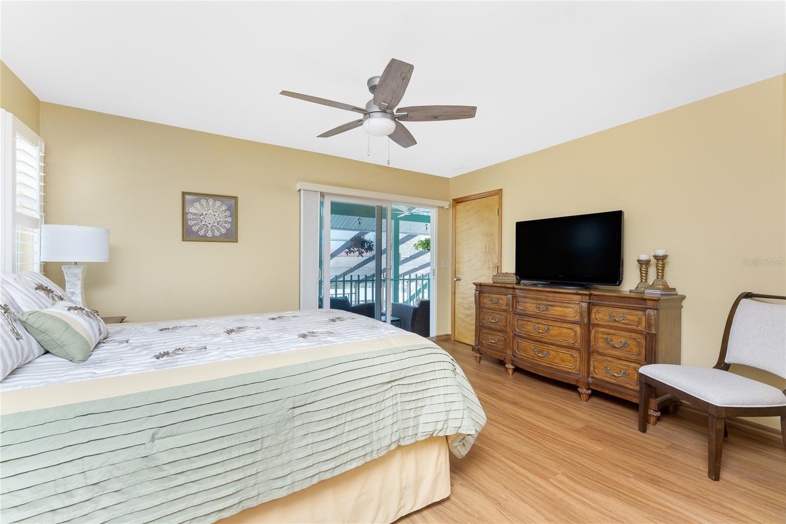 GULF AIRE - Residential