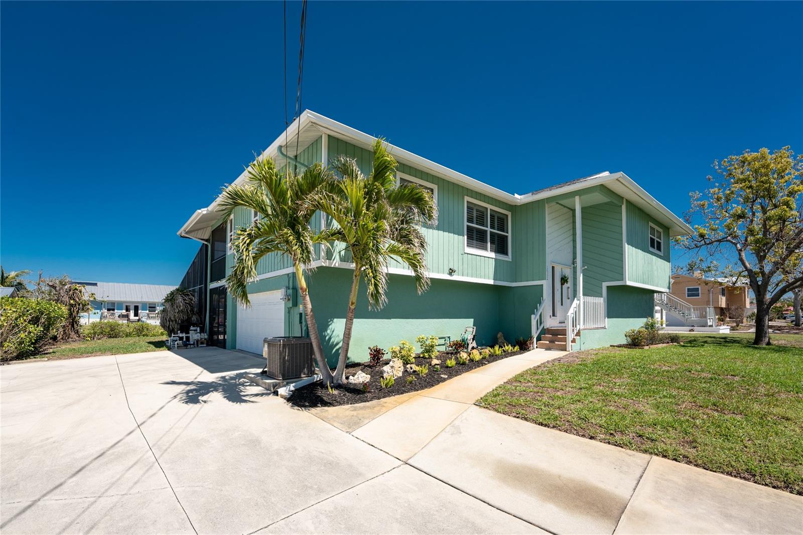 GULF AIRE - Residential