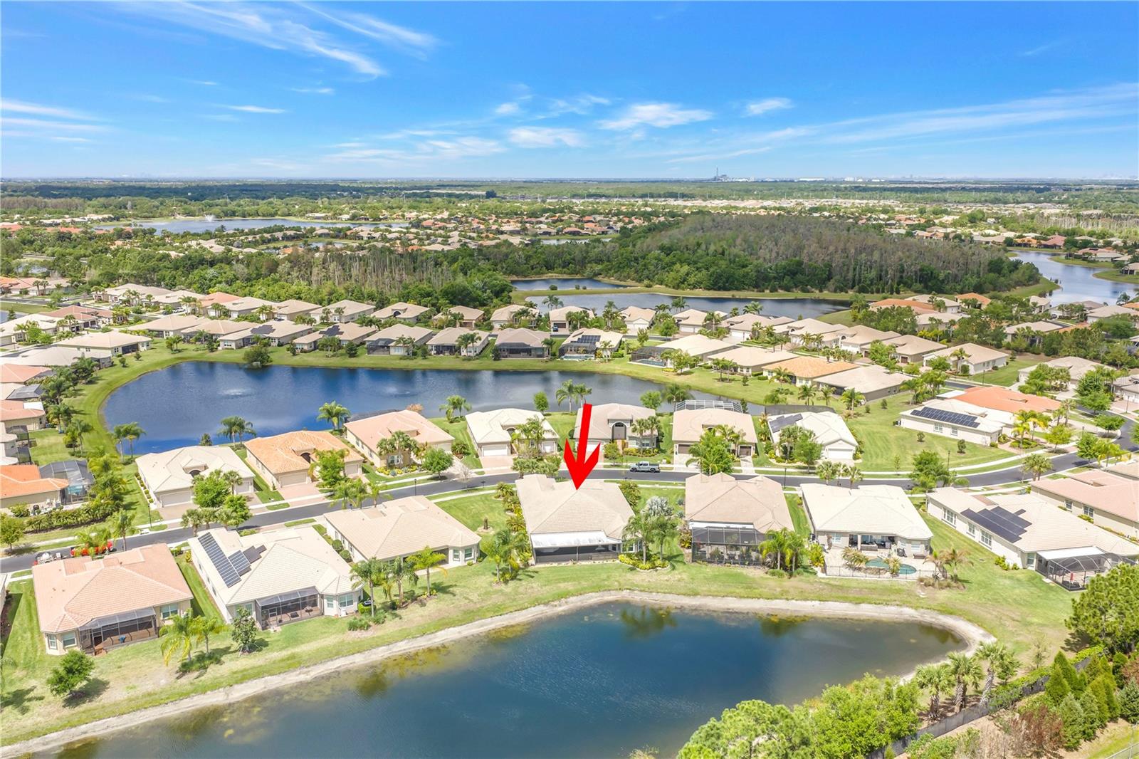 VALENCIA LAKES - Residential