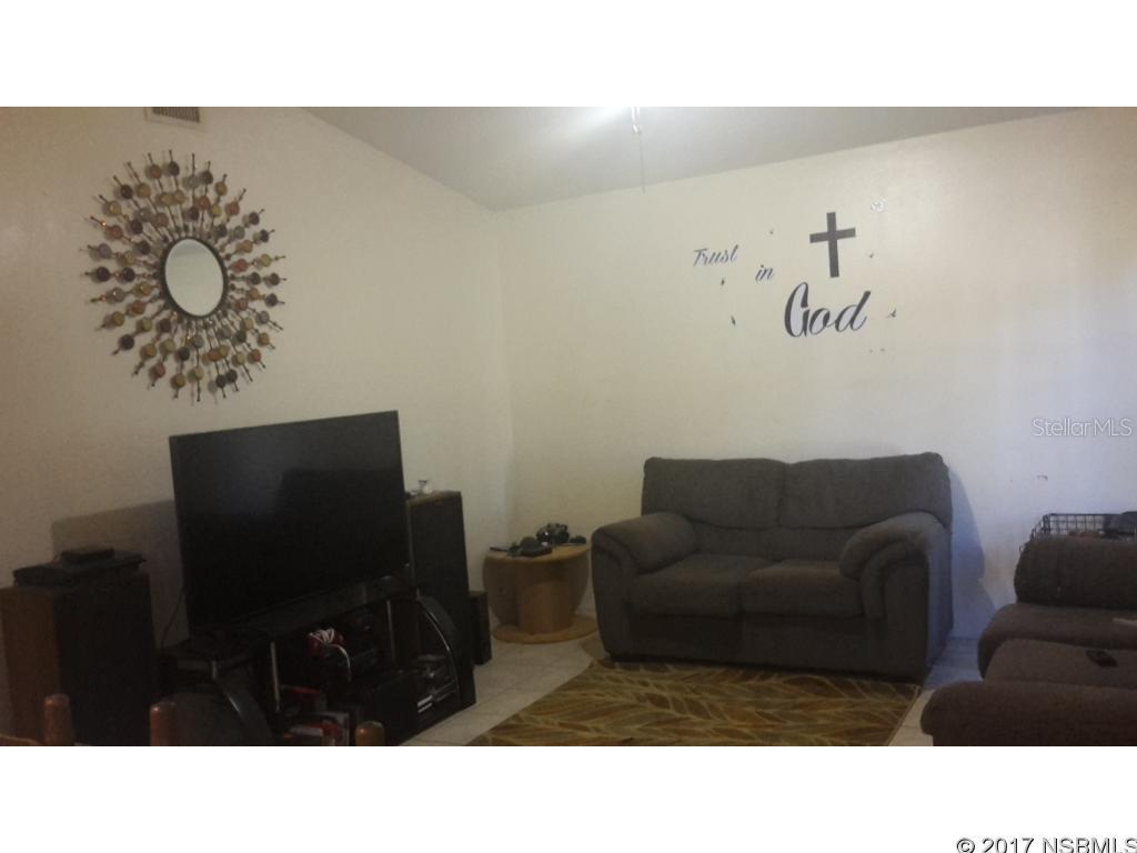 Florida Shores 01 - Residential Income