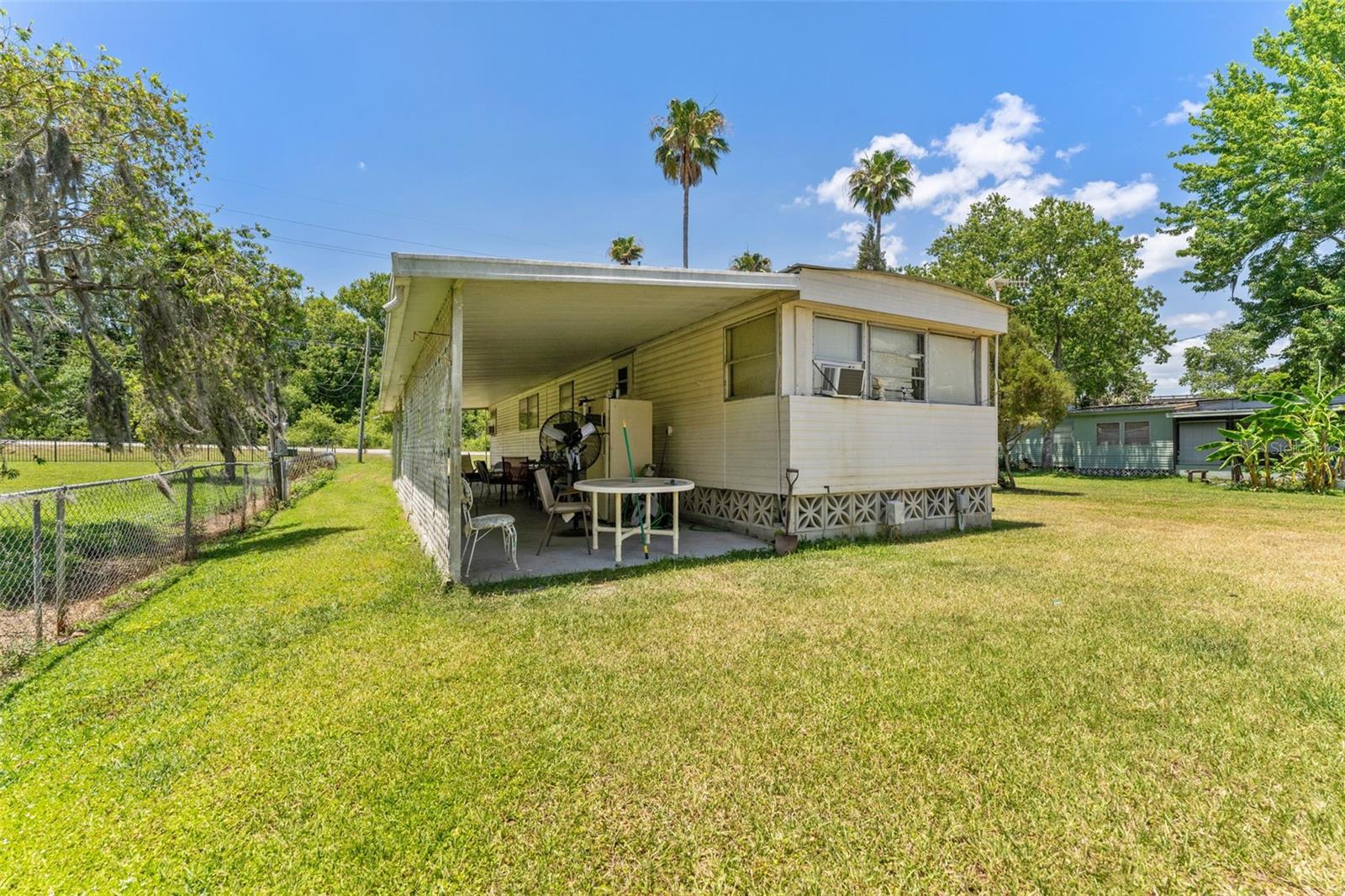 LAKE AGNES AREA (LKFR) (330051) - Residential