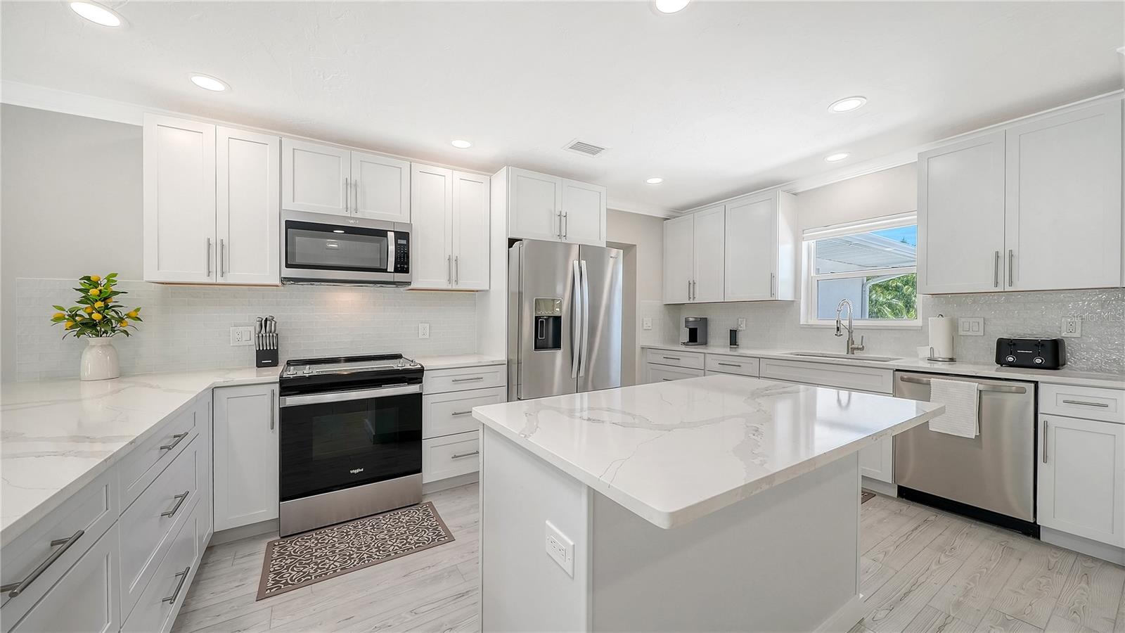 SARASOTA BEACH - Residential