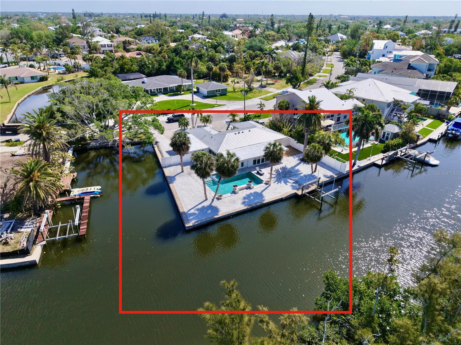SARASOTA BEACH - Residential