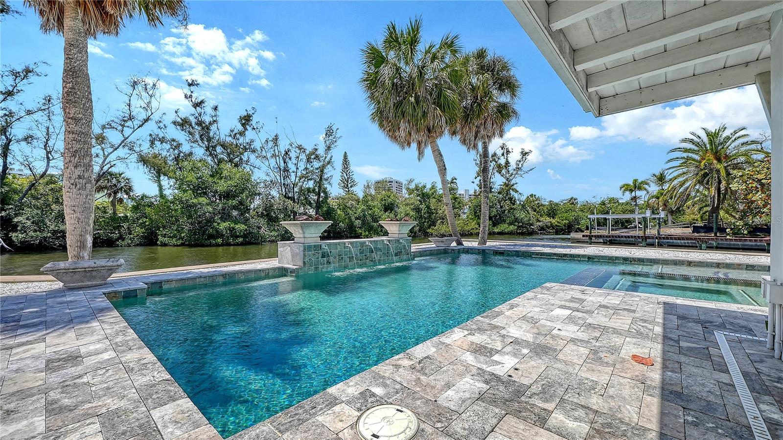 SARASOTA BEACH - Residential