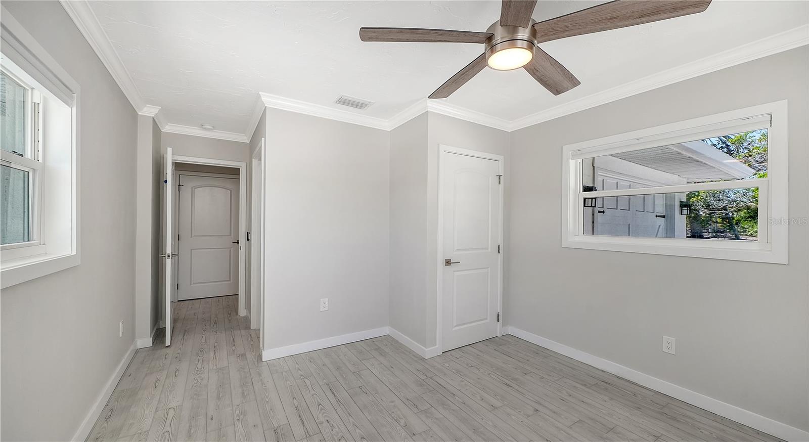 SARASOTA BEACH - Residential