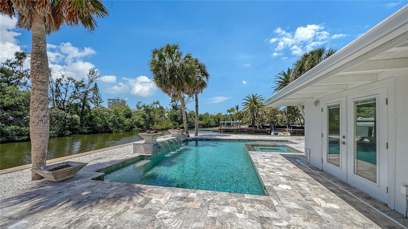 SARASOTA BEACH - Residential