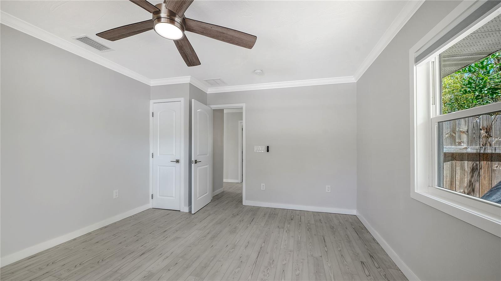 SARASOTA BEACH - Residential