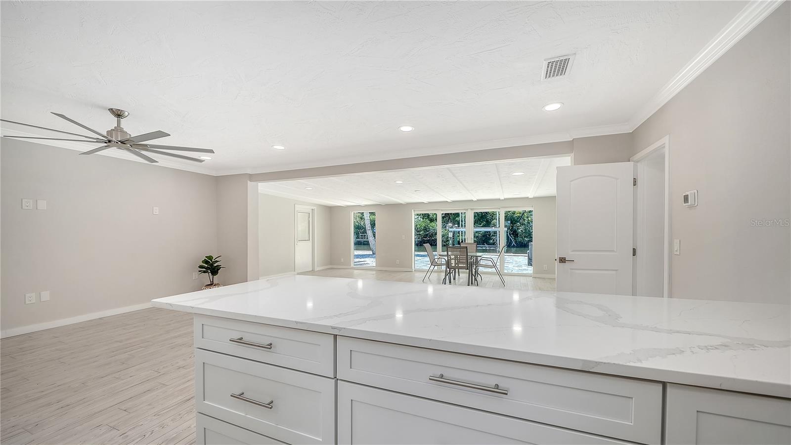 SARASOTA BEACH - Residential