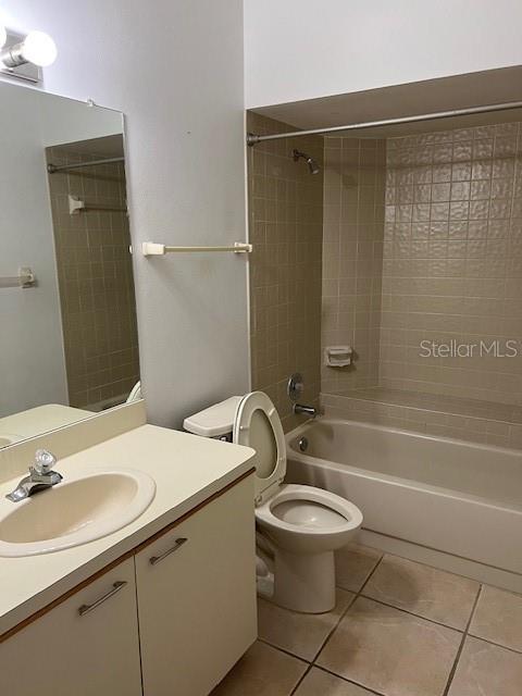 OAKS AT COUNTRYSIDE I THE CONDO - Residential