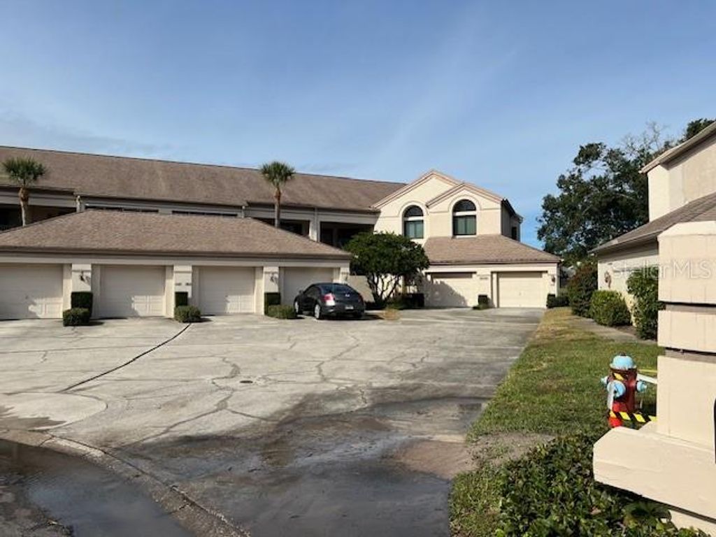 Photo of 3000 Red Oak Court #204, Palm Harbor, FL 34684 (MLS # TB8456455)