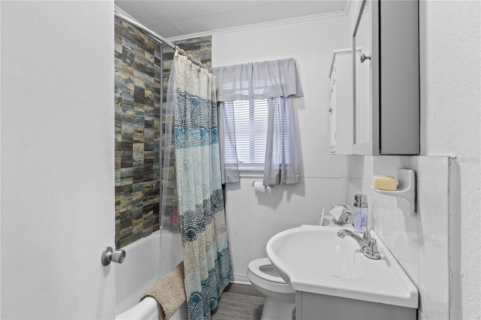 BELLE MEAD - Residential