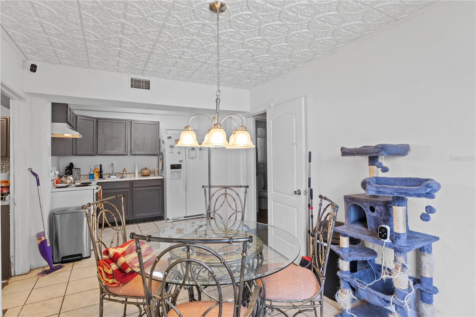 BELLE MEAD - Residential