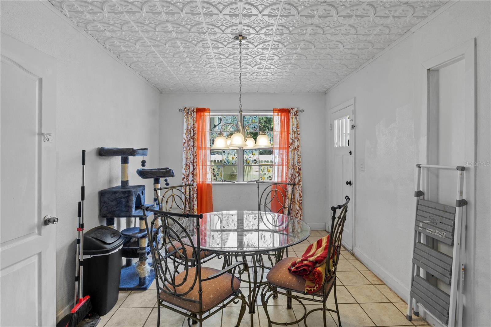 BELLE MEAD - Residential