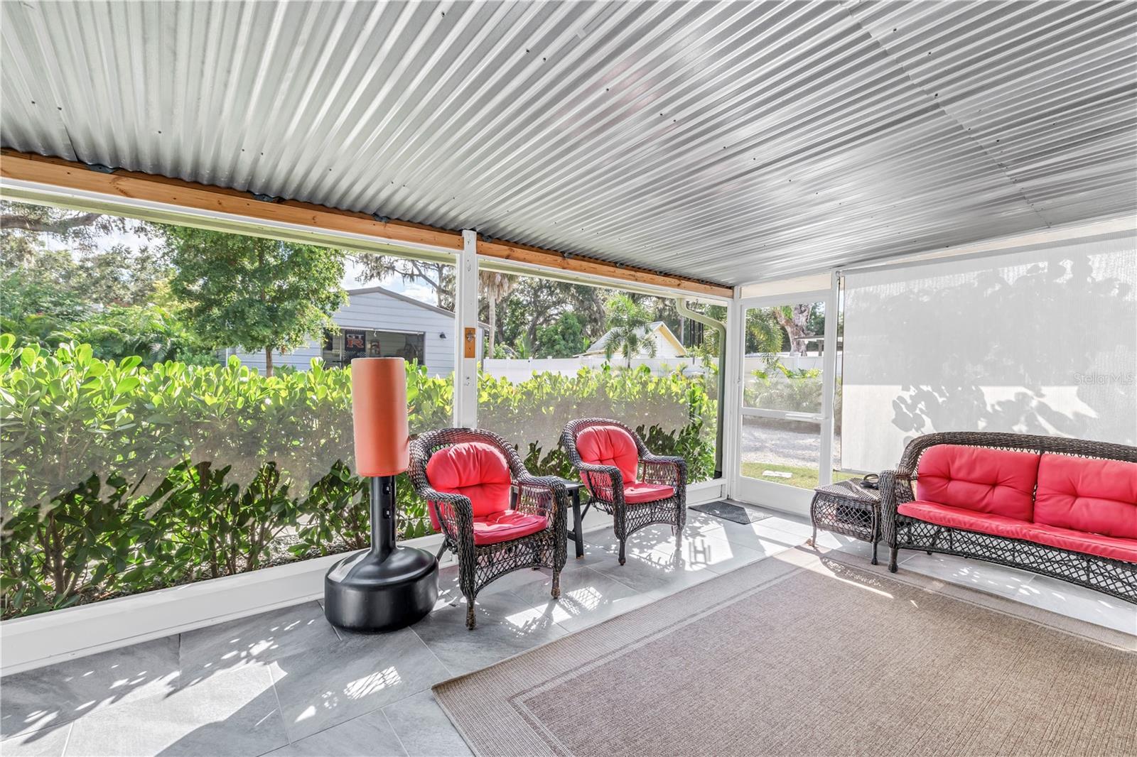 LOCKWOOD GARDENS - Residential
