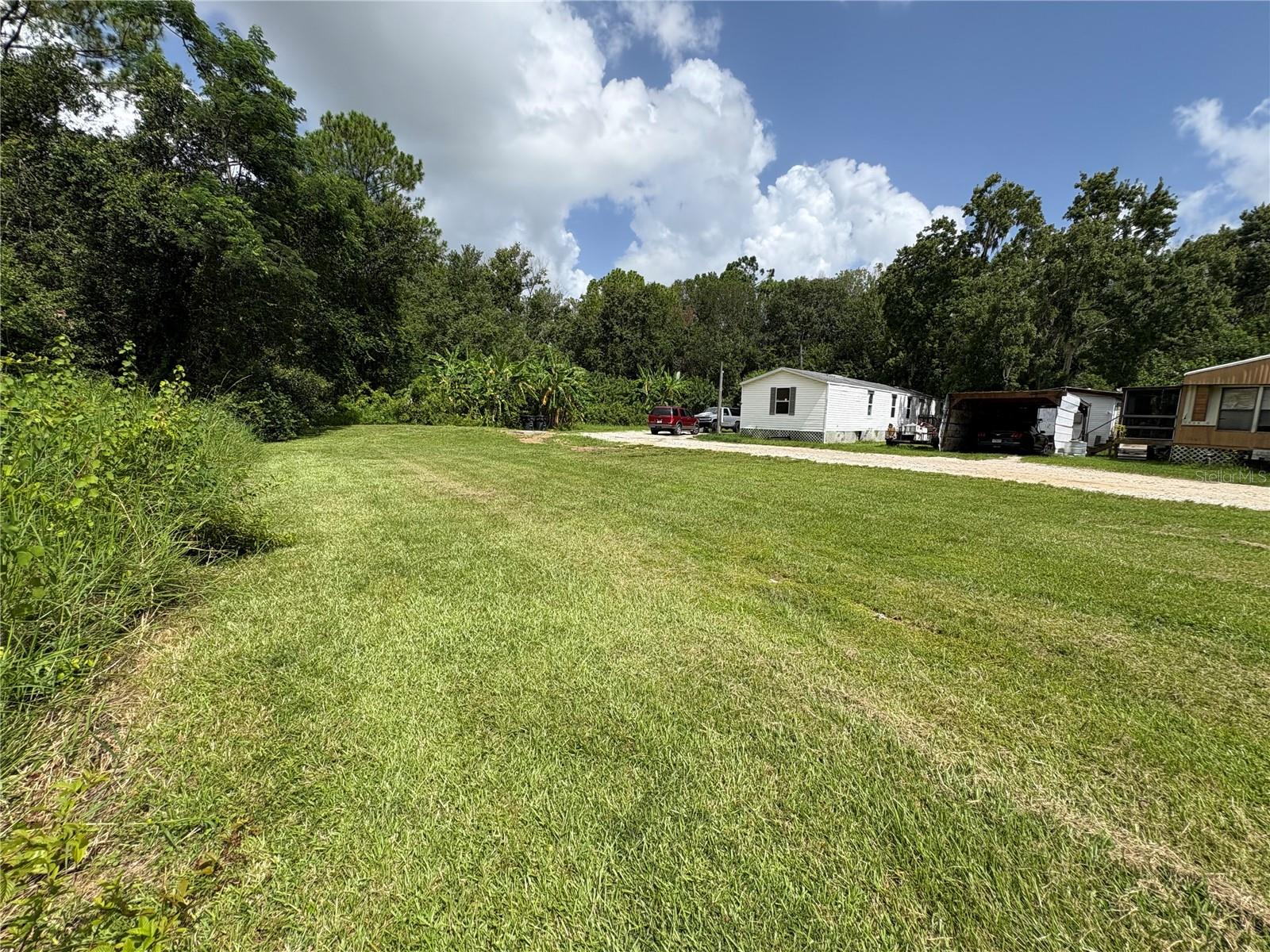 2204 ELLIE ROAD 1