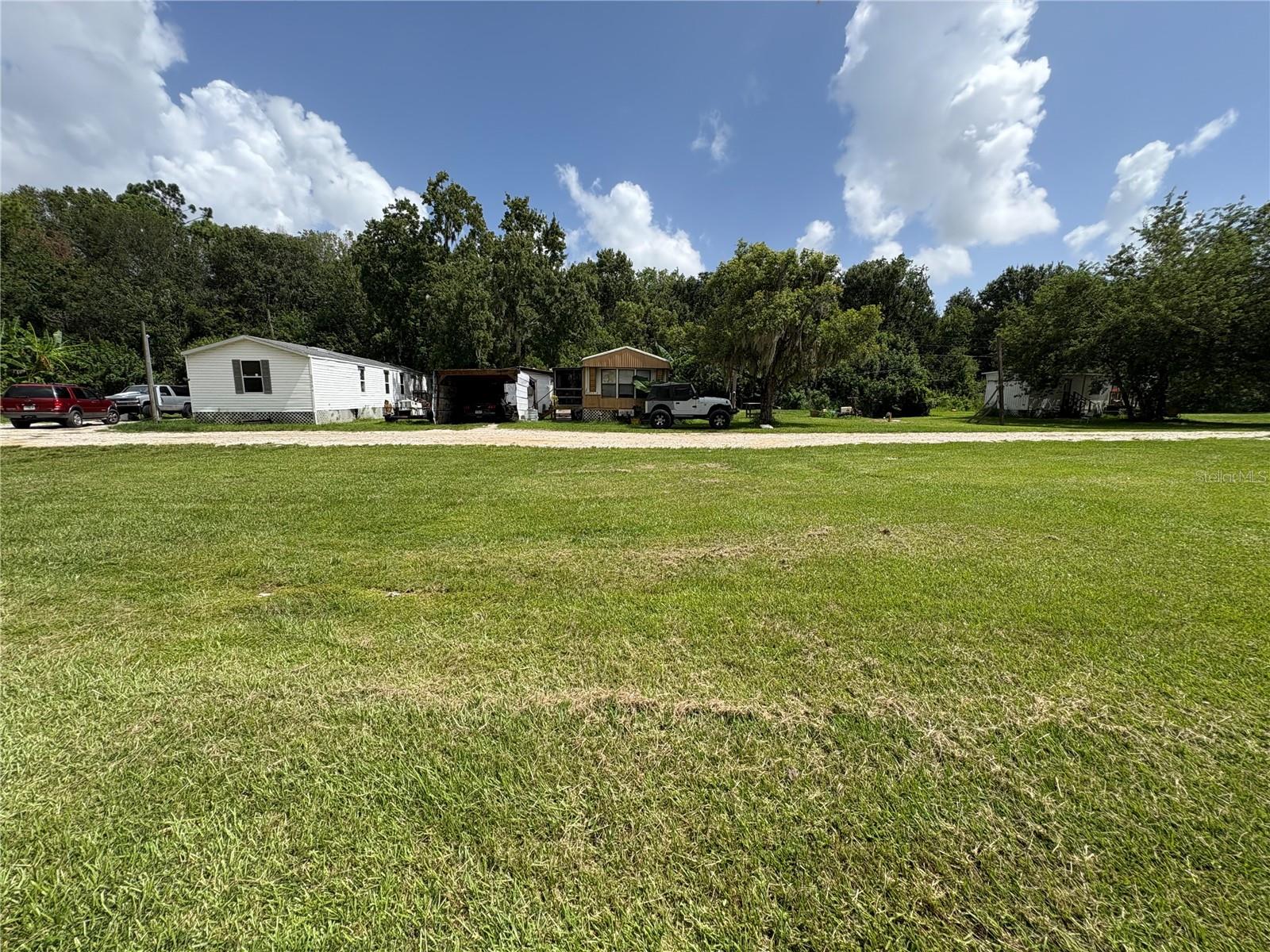 2204 ELLIE ROAD 1