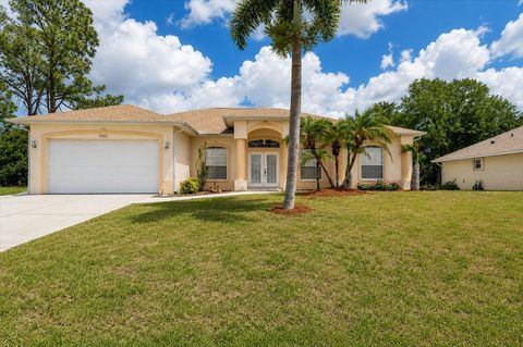 7522 PERENNIAL RD NORTH PORT FL 34287