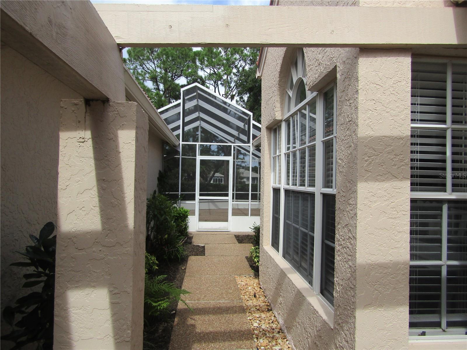 MEADOWS THE - Residential Lease