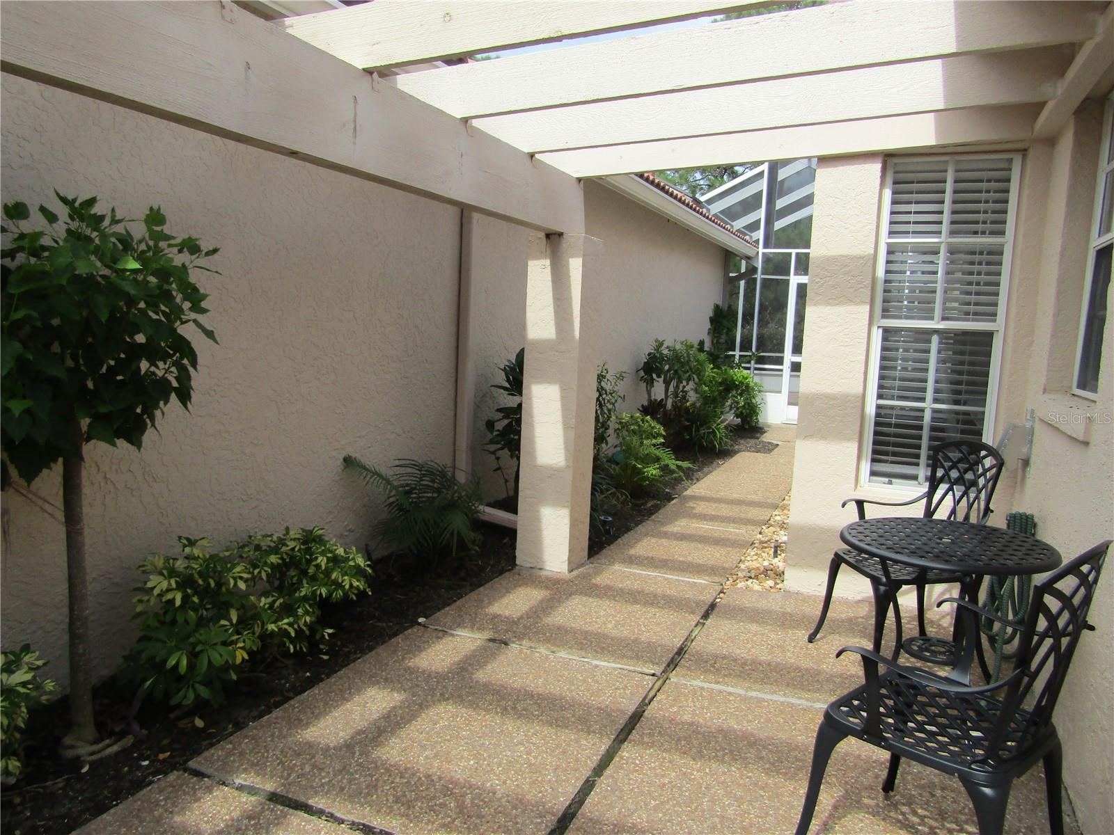 MEADOWS THE - Residential Lease