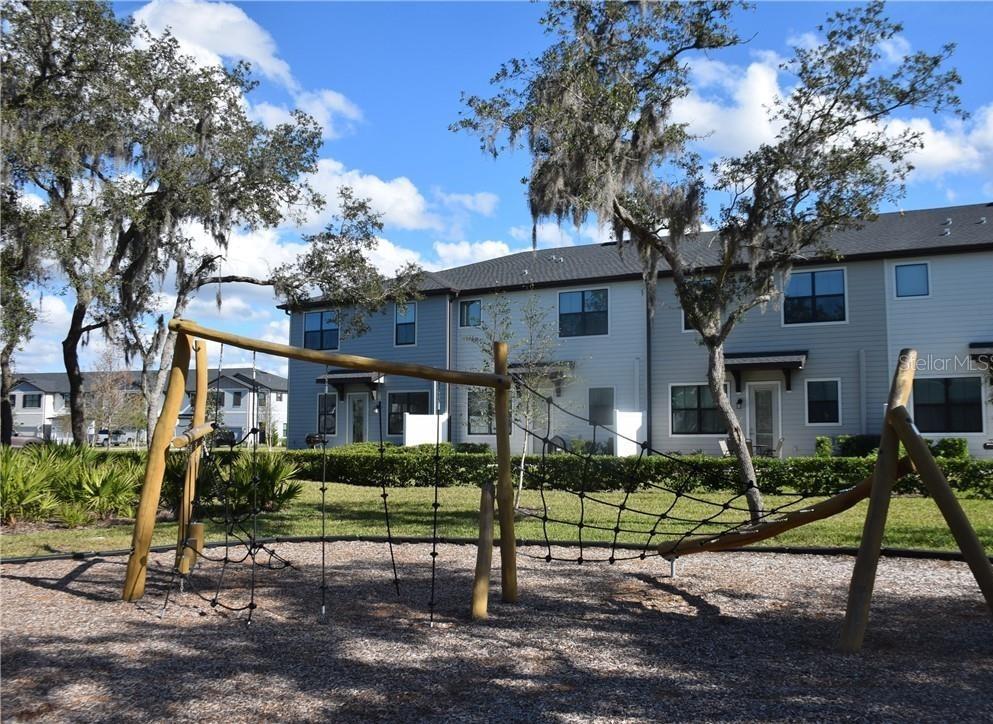 TRAILS/MOSS PARK - Residential Lease