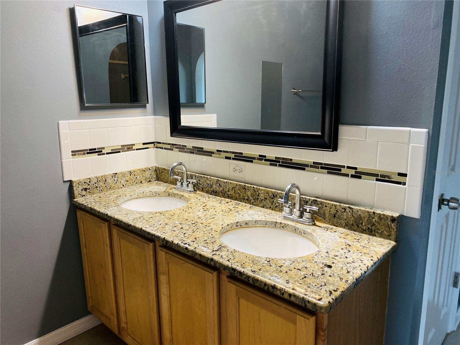 KINGSLAND COUNTRY ESTATE - Residential