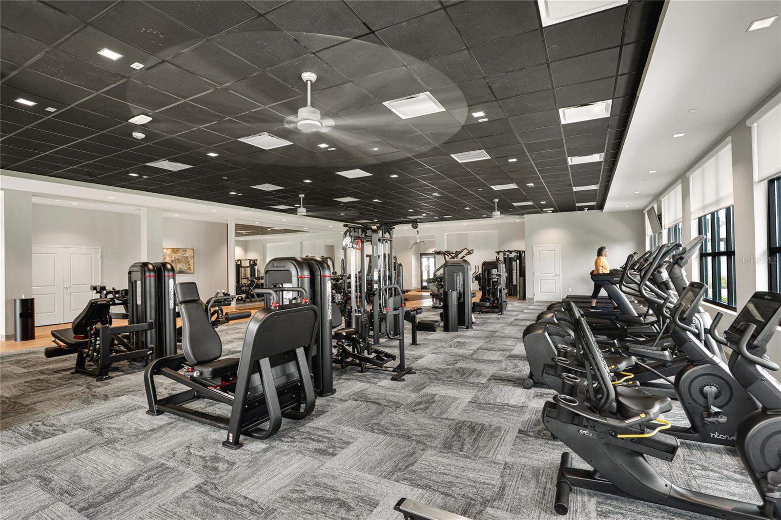 WELLEN PARK GOLF & COUNTRY CLUB - Residential