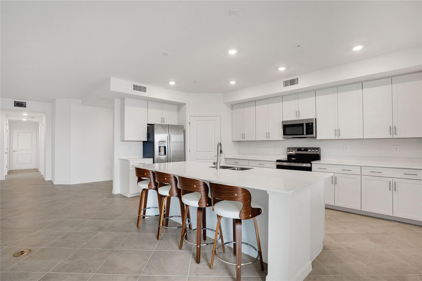 WELLEN PARK GOLF & COUNTRY CLUB - Residential