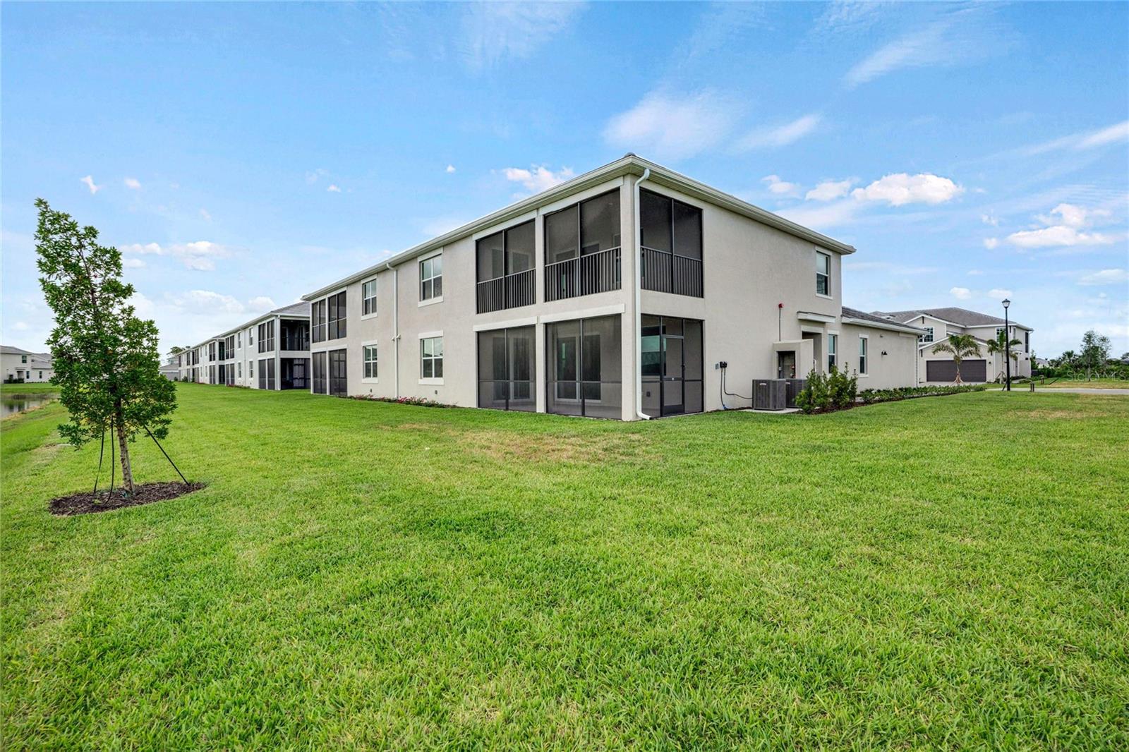 WELLEN PARK GOLF & COUNTRY CLUB - Residential