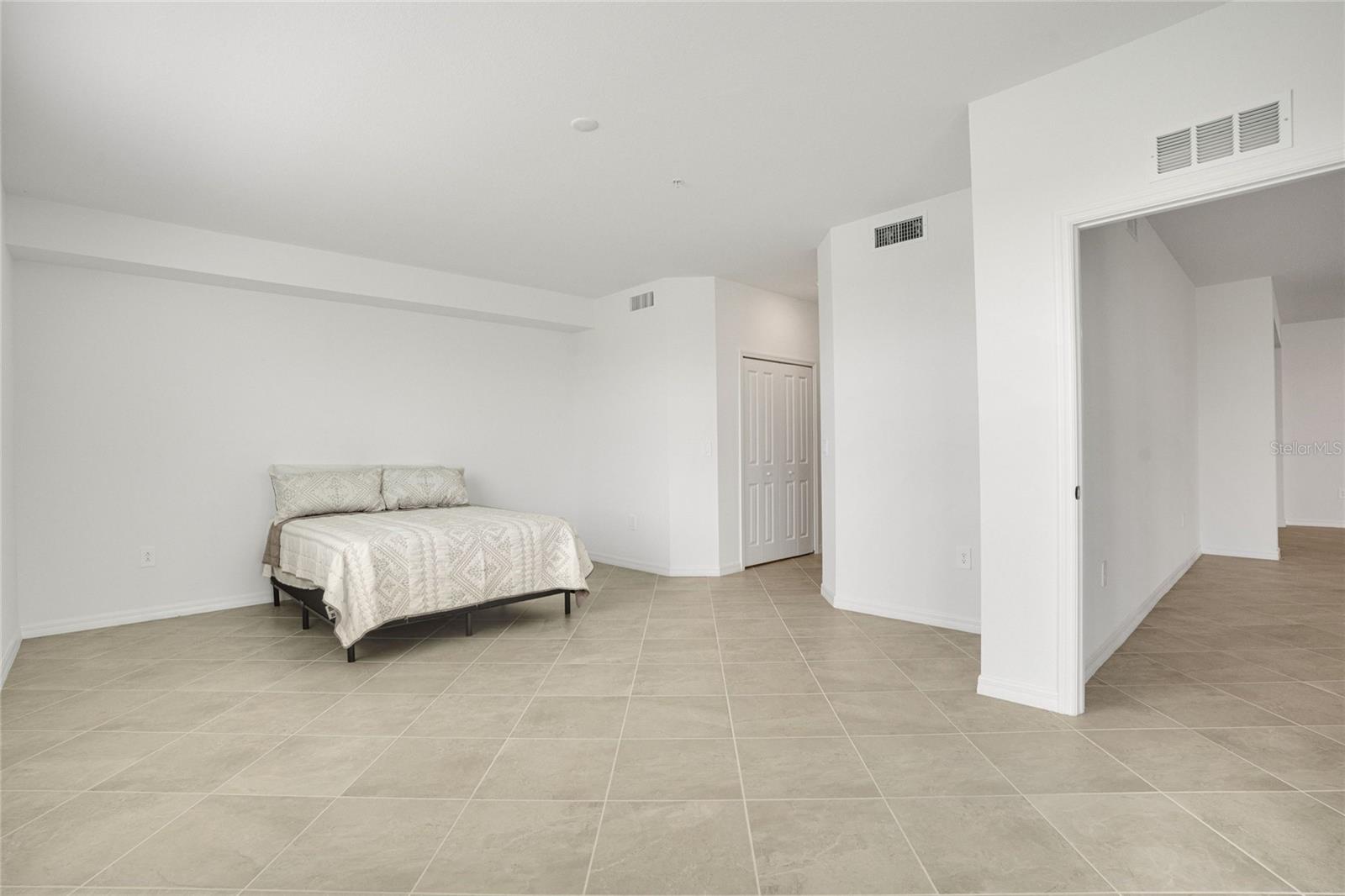 WELLEN PARK GOLF & COUNTRY CLUB - Residential
